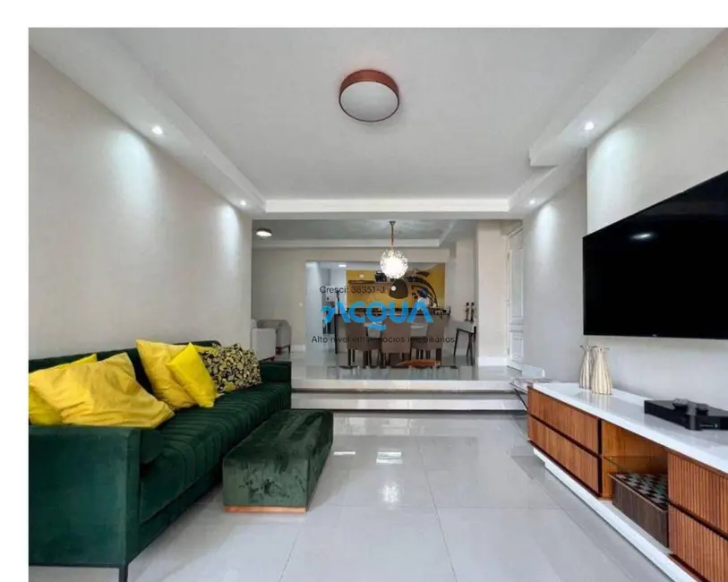 Foto 1 de Apartamento com 4 quartos à venda, 155m2 em Vila Alzira, Guaruja - SP