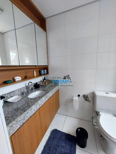 Foto 9 de Apartamento com 3 quartos à venda, 112m2 em Jardim Las Palmas, Guaruja - SP