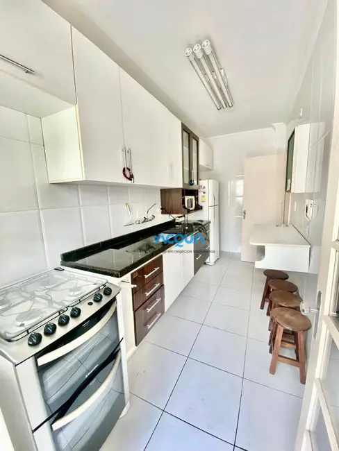 Foto 5 de Apartamento com 2 quartos à venda, 79m2 em Jardim Las Palmas, Guaruja - SP