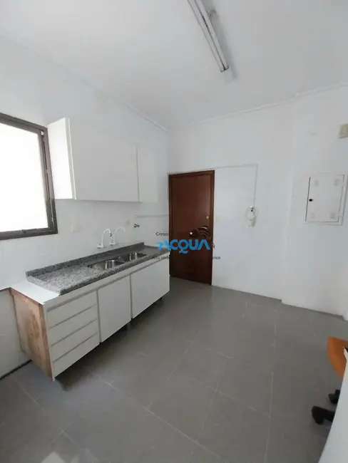 Apartamento com 3 quartos à venda, 150m2 em Guaruja - SP - imagem 4 Foto 4 de Apartamento com 3 quartos à venda, 150m2 em Guaruja - SP