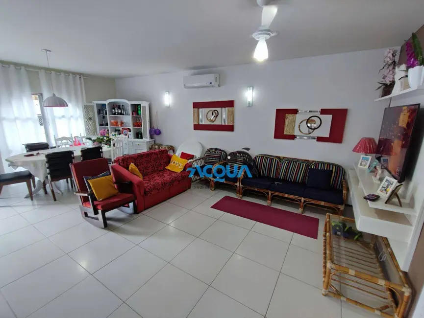 Foto 1 de Cobertura com 4 quartos à venda, 220m2 em Guaruja - SP