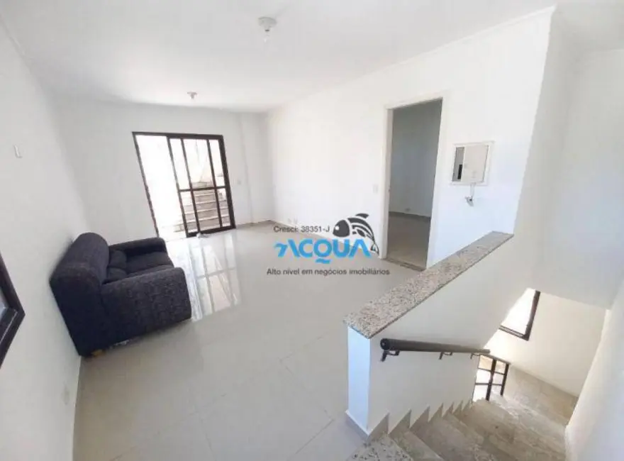 Cobertura com 3 quartos à venda, 242m2 em Guaruja - SP - imagem 3 Foto 3 de Cobertura com 3 quartos à venda, 242m2 em Guaruja - SP