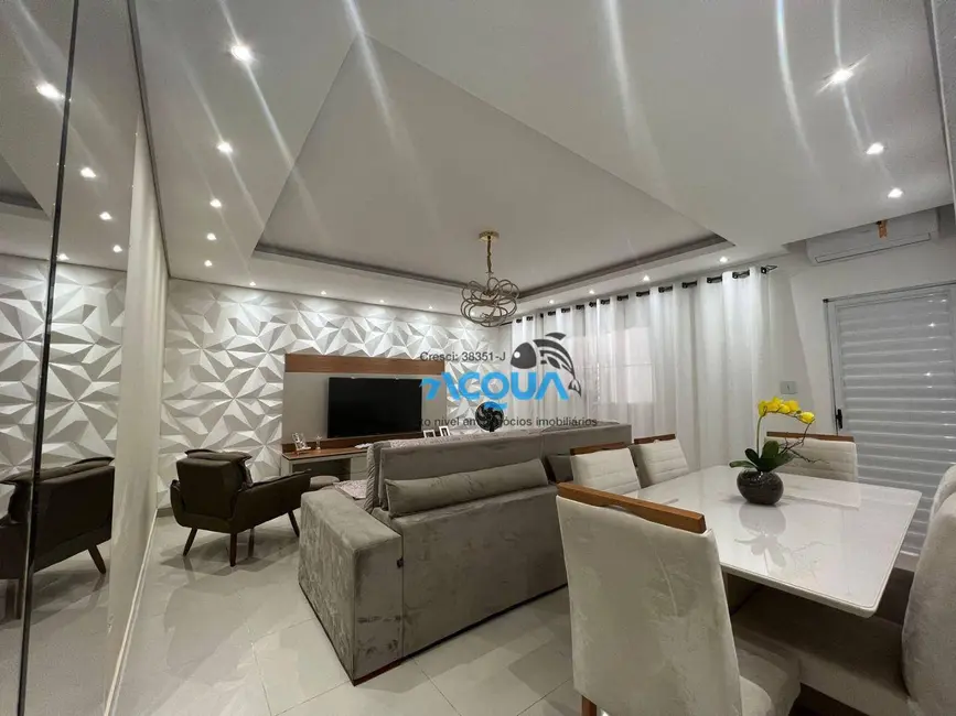 Casa de Condomínio com 3 quartos à venda, 210m2 em Guaruja - SP - imagem 1 Foto 1 de Casa de Condomínio com 3 quartos à venda, 210m2 em Guaruja - SP