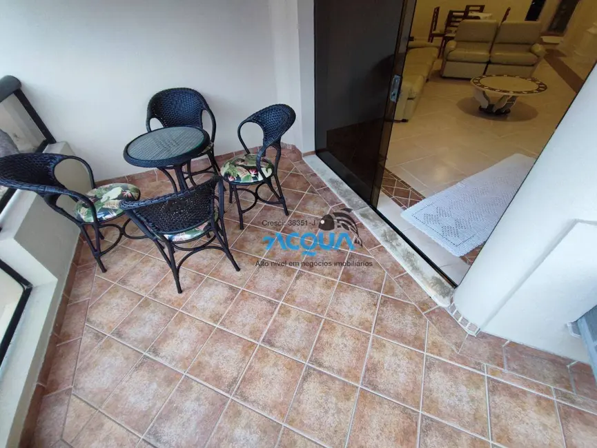 Foto 9 de Apartamento com 3 quartos à venda, 176m2 em Guaruja - SP