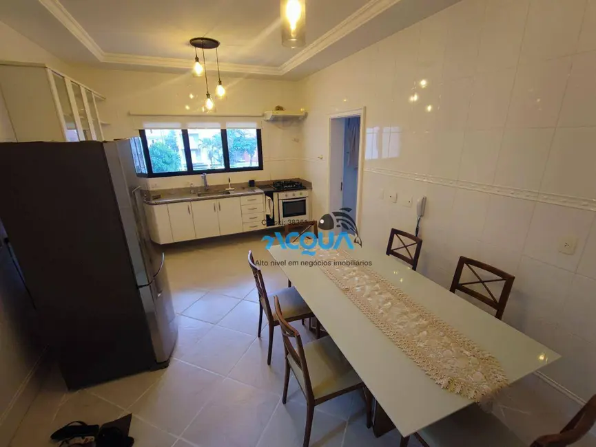 Foto 6 de Apartamento com 3 quartos à venda, 176m2 em Guaruja - SP