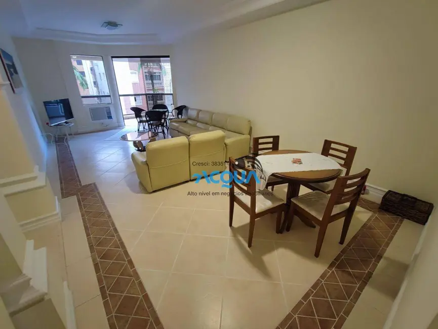 Foto 1 de Apartamento com 3 quartos à venda, 176m2 em Guaruja - SP