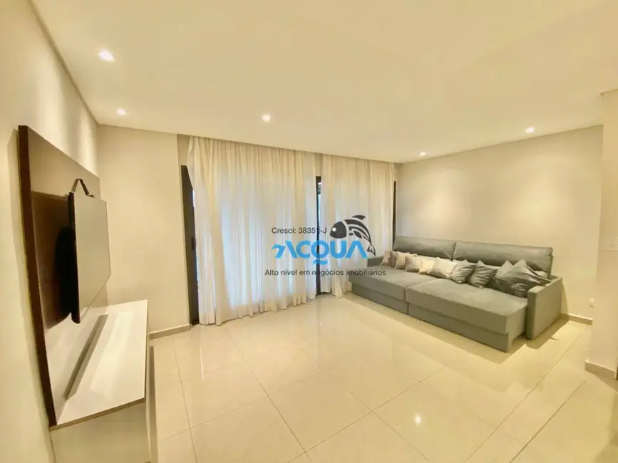 Foto 3 de Apartamento com 4 quartos à venda, 134m2 em Jardim Las Palmas, Guaruja - SP