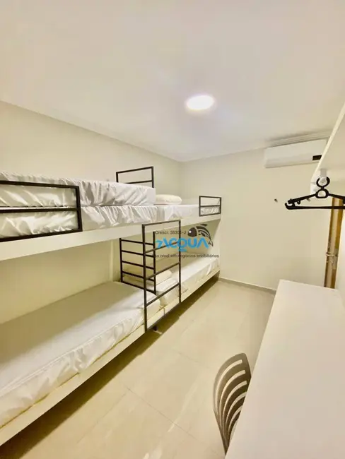 Foto 9 de Apartamento com 4 quartos à venda, 134m2 em Jardim Las Palmas, Guaruja - SP