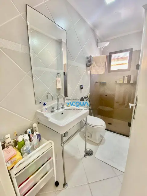 Foto 9 de Apartamento com 3 quartos à venda, 97m2 em Jardim Las Palmas, Guaruja - SP