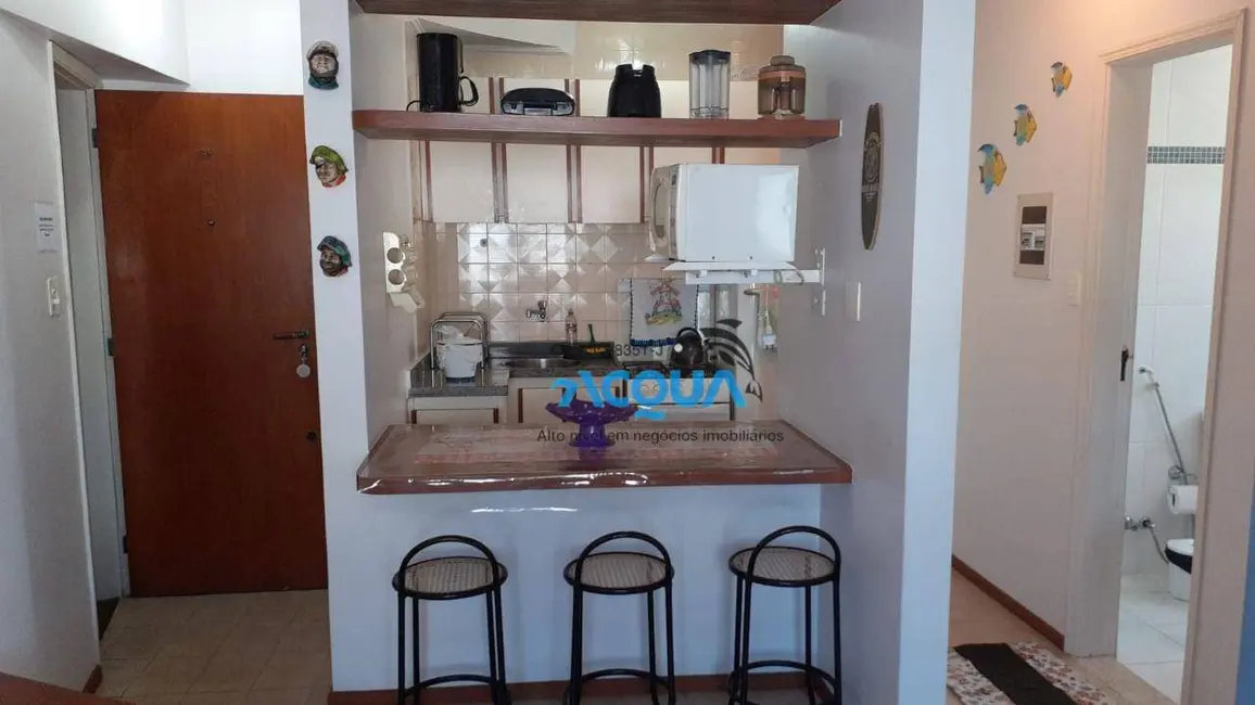 Foto 2 de Apartamento com 1 quarto à venda, 60m2 em Jardim Três Marias, Guaruja - SP