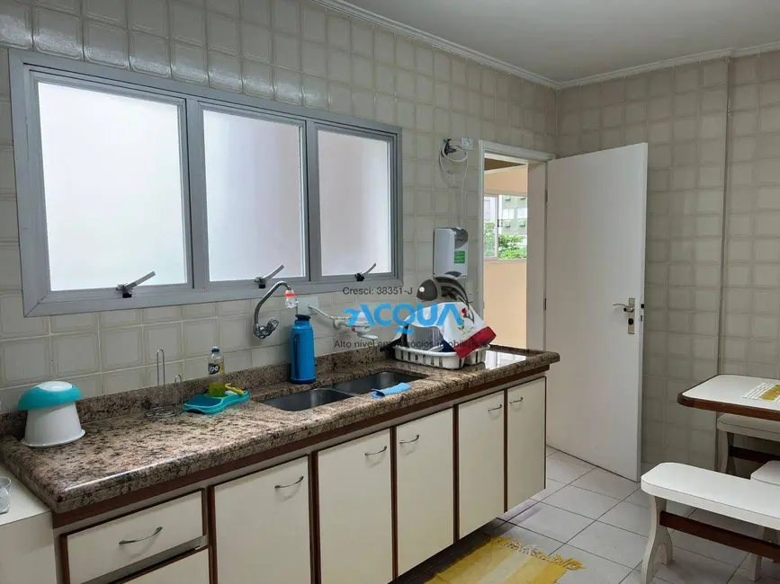 Apartamento com 2 quartos à venda, 130m2 em Barra Funda, Guaruja - SP - imagem 4 Foto 4 de Apartamento com 2 quartos à venda, 130m2 em Barra Funda, Guaruja - SP