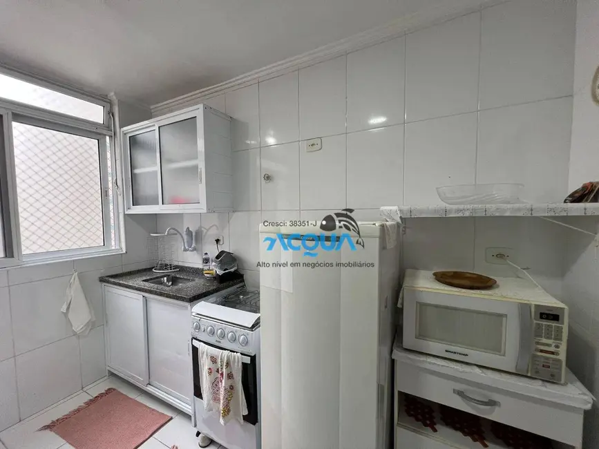 Foto 2 de Apartamento com 2 quartos à venda, 70m2 em Guaruja - SP