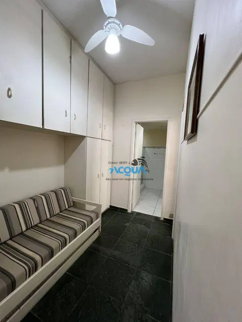 Foto 4 de Apartamento com 1 quarto à venda, 50m2 em Guaruja - SP
