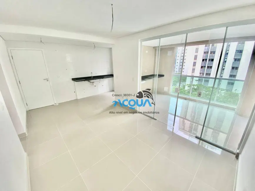 Foto 2 de Apartamento com 2 quartos à venda, 70m2 em Barra Funda, Guaruja - SP