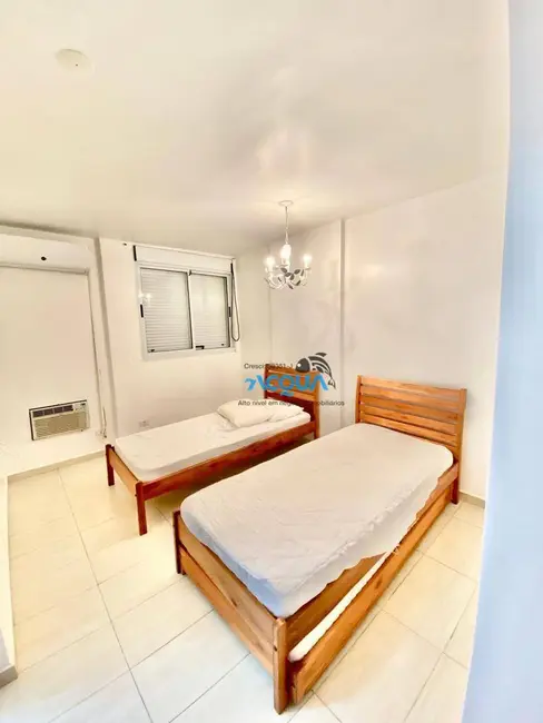 Foto 5 de Apartamento com 4 quartos à venda, 130m2 em Guaruja - SP