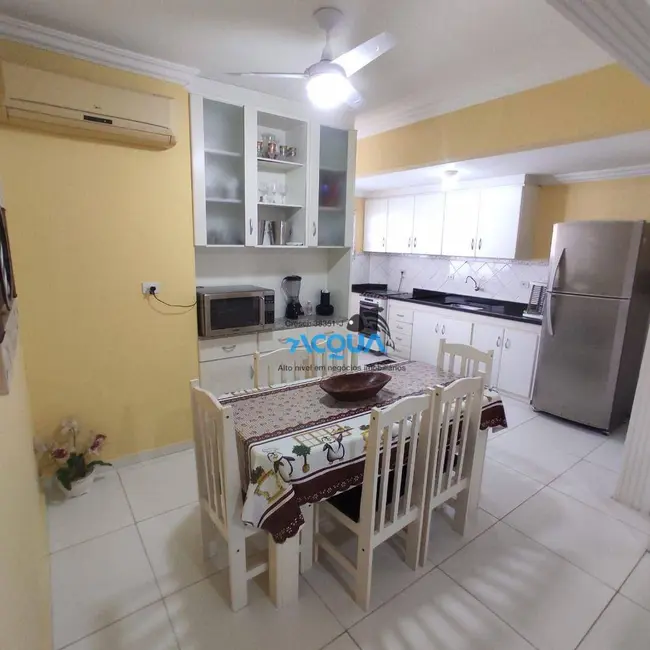 Foto 4 de Apartamento com 2 quartos à venda, 85m2 em Jardim Três Marias, Guaruja - SP