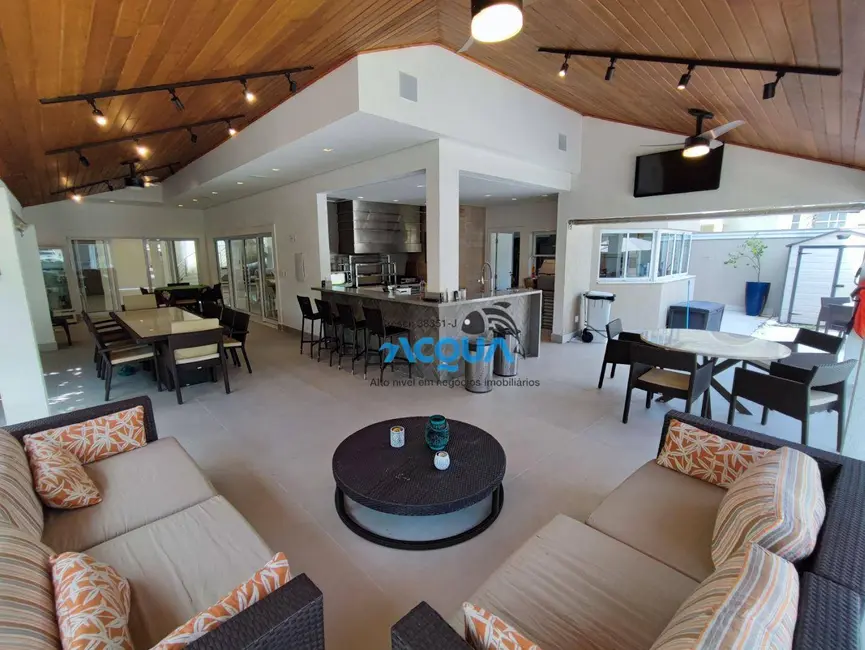 Casa de Condomínio com 6 quartos à venda, 1000m2 em Jardim Acapulco, Guaruja - SP - imagem 9 Foto 9 de Casa de Condomínio com 6 quartos à venda, 1000m2 em Jardim Acapulco, Guaruja - SP
