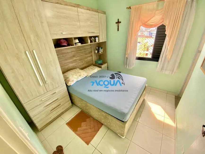 Foto 4 de Apartamento com 2 quartos à venda, 70m2 em Jardim Las Palmas, Guaruja - SP