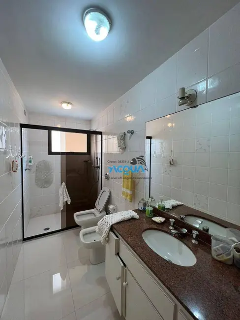 Apartamento com 4 quartos à venda, 240m2 em Guaruja - SP - imagem 8 Foto 8 de Apartamento com 4 quartos à venda, 240m2 em Guaruja - SP