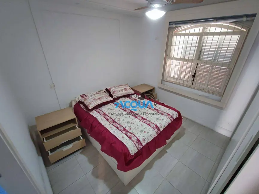 Foto 8 de Casa com 3 quartos à venda, 220m2 em Enseada, Guaruja - SP