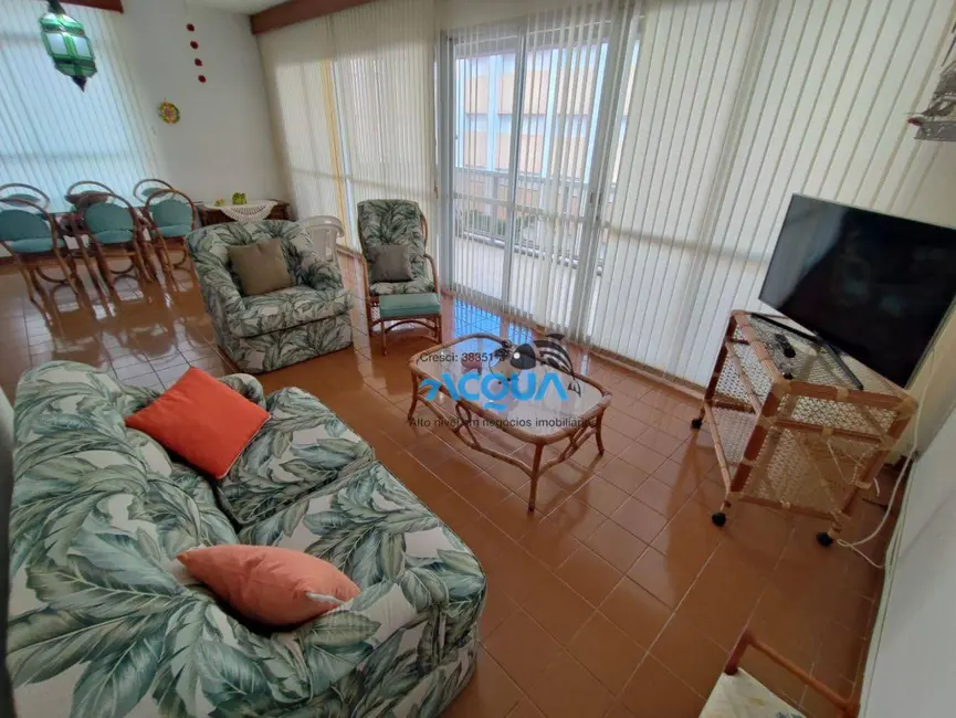 Apartamento com 3 quartos à venda, 190m2 em Guaruja - SP - imagem 3 Foto 3 de Apartamento com 3 quartos à venda, 190m2 em Guaruja - SP