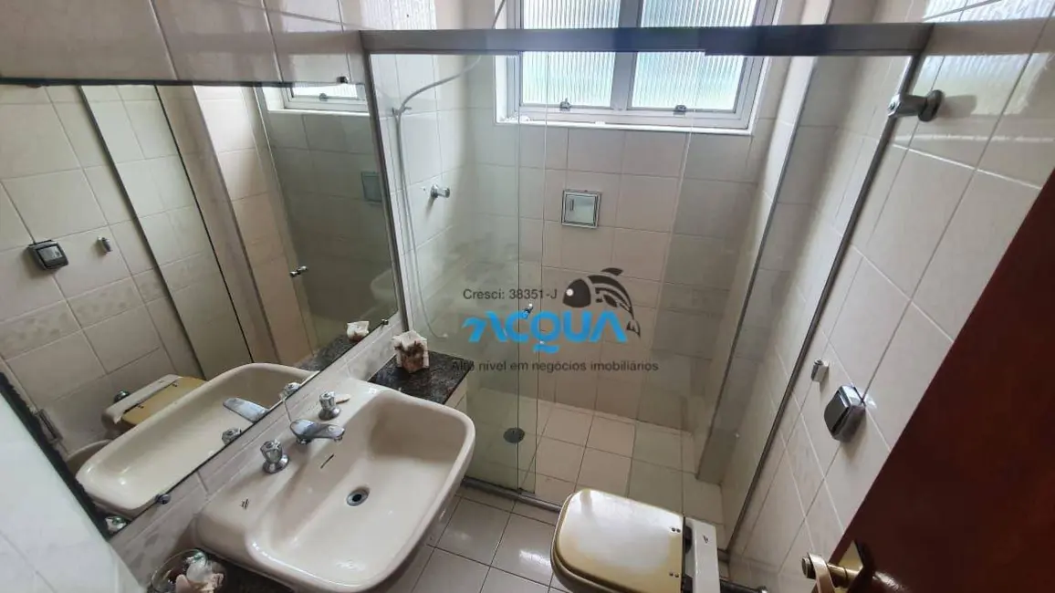 Foto 9 de Apartamento com 2 quartos à venda, 70m2 em Guaruja - SP