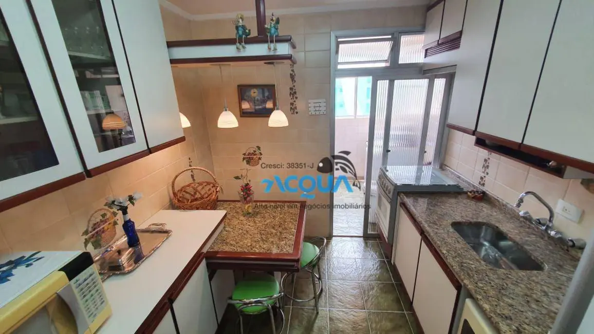 Foto 4 de Apartamento com 2 quartos à venda, 70m2 em Guaruja - SP