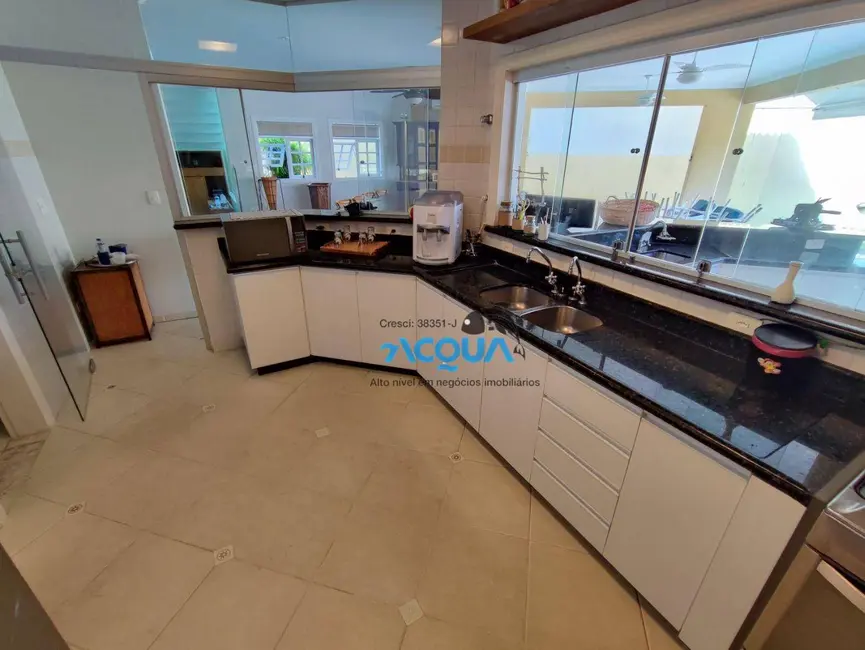 Casa de Condomínio com 4 quartos à venda, 555m2 em Jardim Acapulco, Guaruja - SP - imagem 5 Foto 5 de Casa de Condomínio com 4 quartos à venda, 555m2 em Jardim Acapulco, Guaruja - SP