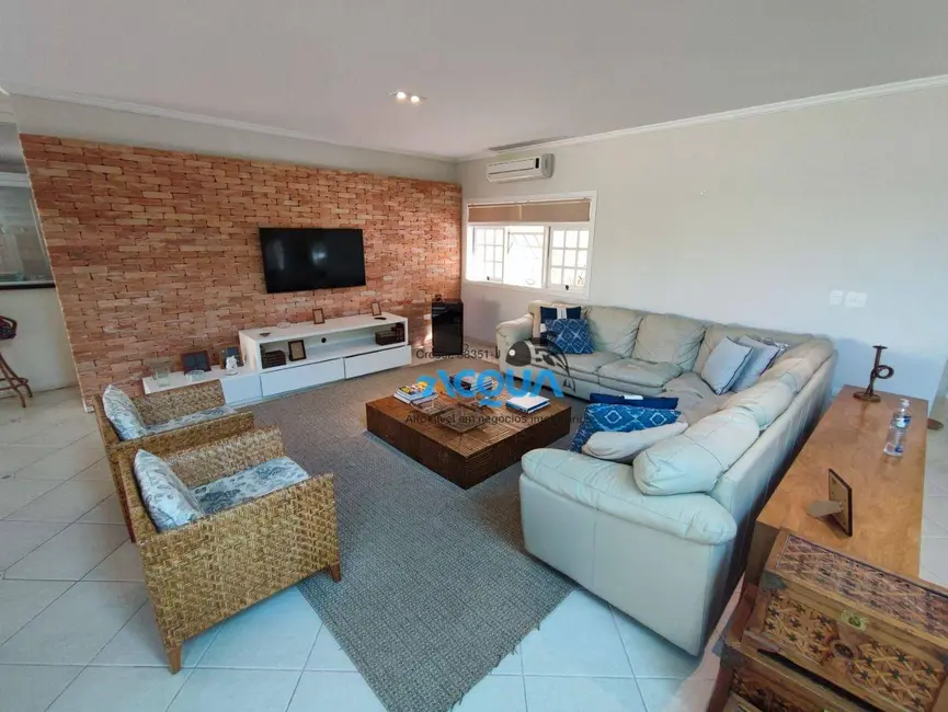 Casa de Condomínio com 4 quartos à venda, 555m2 em Jardim Acapulco, Guaruja - SP - imagem 3 Foto 3 de Casa de Condomínio com 4 quartos à venda, 555m2 em Jardim Acapulco, Guaruja - SP