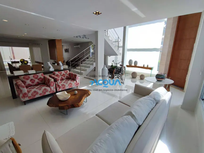Casa de Condomínio com 5 quartos à venda, 548m2 em Jardim Acapulco, Guaruja - SP - imagem 6 Foto 6 de Casa de Condomínio com 5 quartos à venda, 548m2 em Jardim Acapulco, Guaruja - SP