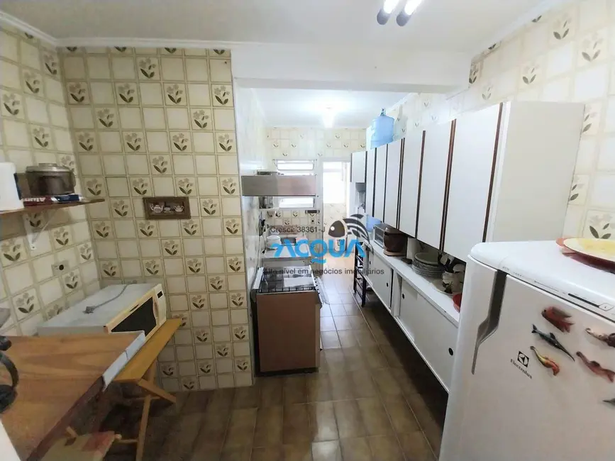 Foto 4 de Apartamento com 2 quartos à venda, 70m2 em Vila Luis Antônio, Guaruja - SP