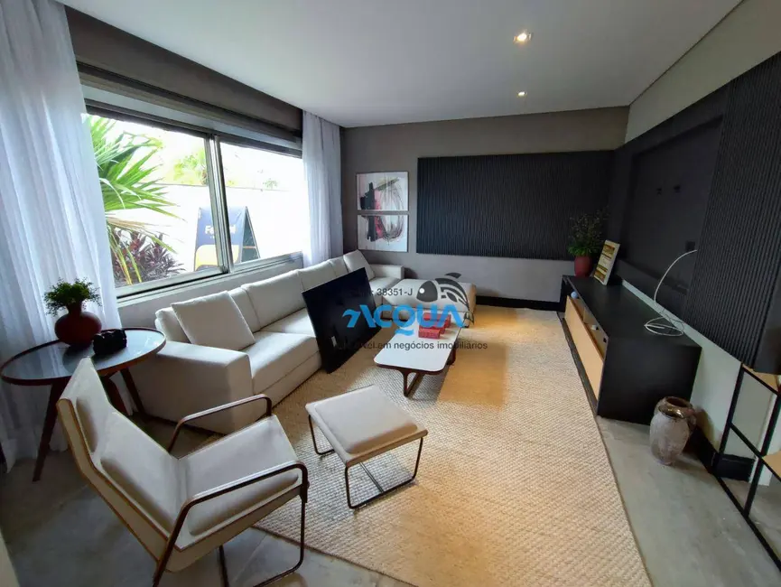 Casa de Condomínio com 8 quartos à venda, 1500m2 em Jardim Acapulco, Guaruja - SP - imagem 4 Foto 4 de Casa de Condomínio com 8 quartos à venda, 1500m2 em Jardim Acapulco, Guaruja - SP