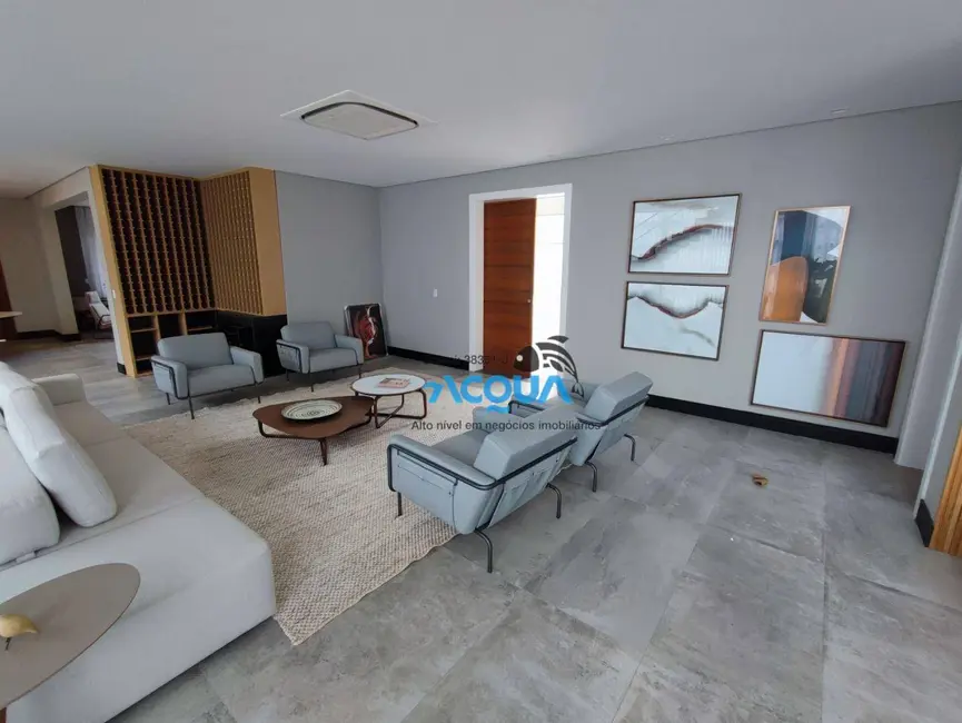 Casa de Condomínio com 8 quartos à venda, 1500m2 em Jardim Acapulco, Guaruja - SP - imagem 6 Foto 6 de Casa de Condomínio com 8 quartos à venda, 1500m2 em Jardim Acapulco, Guaruja - SP