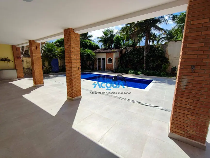 Casa de Condomínio com 4 quartos à venda, 525m2 em Jardim Acapulco, Guaruja - SP - imagem 3 Foto 3 de Casa de Condomínio com 4 quartos à venda, 525m2 em Jardim Acapulco, Guaruja - SP