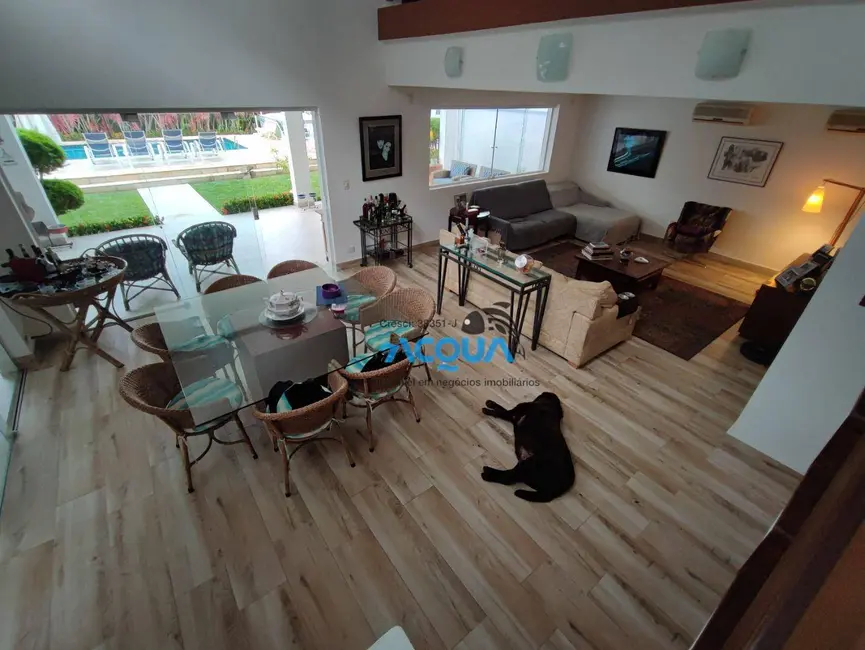 Casa de Condomínio com 6 quartos à venda, 525m2 em Jardim Acapulco, Guaruja - SP - imagem 4 Foto 4 de Casa de Condomínio com 6 quartos à venda, 525m2 em Jardim Acapulco, Guaruja - SP