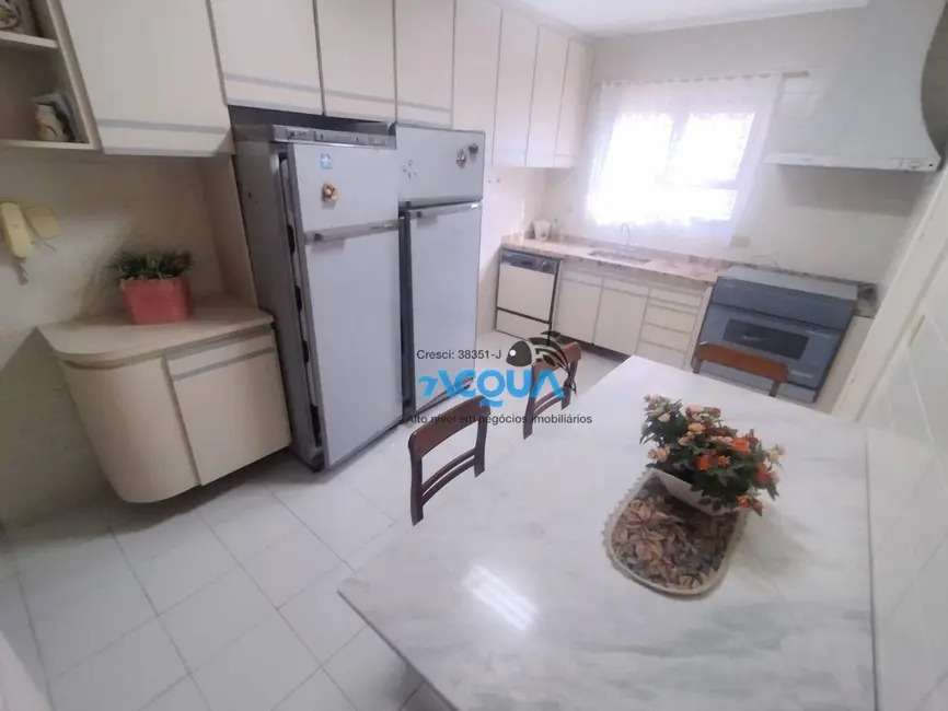 Apartamento com 4 quartos à venda, 120m2 em Jardim Três Marias, Guaruja - SP - imagem 2 Foto 2 de Apartamento com 4 quartos à venda, 120m2 em Jardim Três Marias, Guaruja - SP