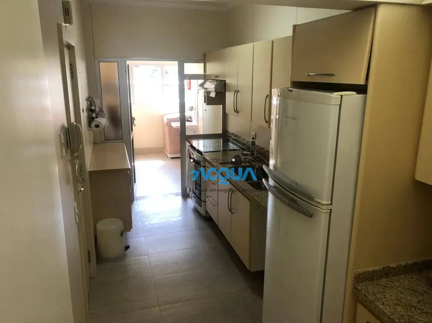Foto 6 de Apartamento com 3 quartos à venda, 143m2 em Guaruja - SP