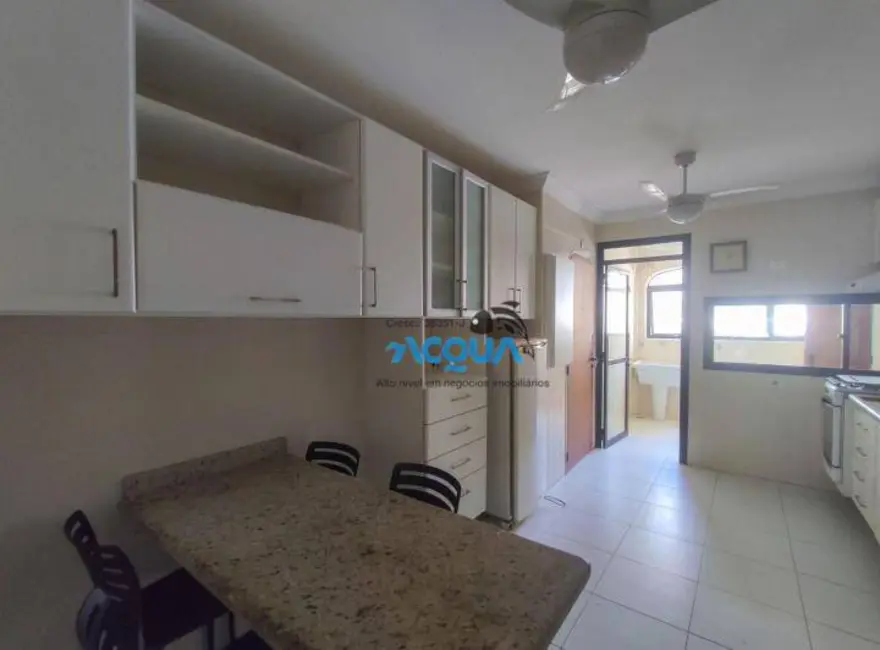 Foto 7 de Apartamento com 3 quartos à venda, 136m2 em Guaruja - SP