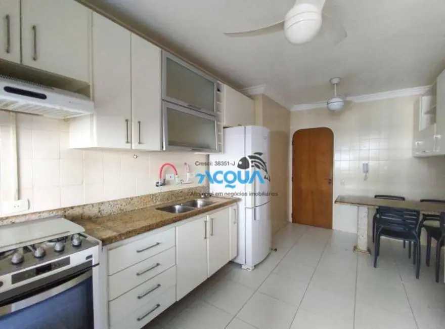 Foto 6 de Apartamento com 3 quartos à venda, 136m2 em Guaruja - SP