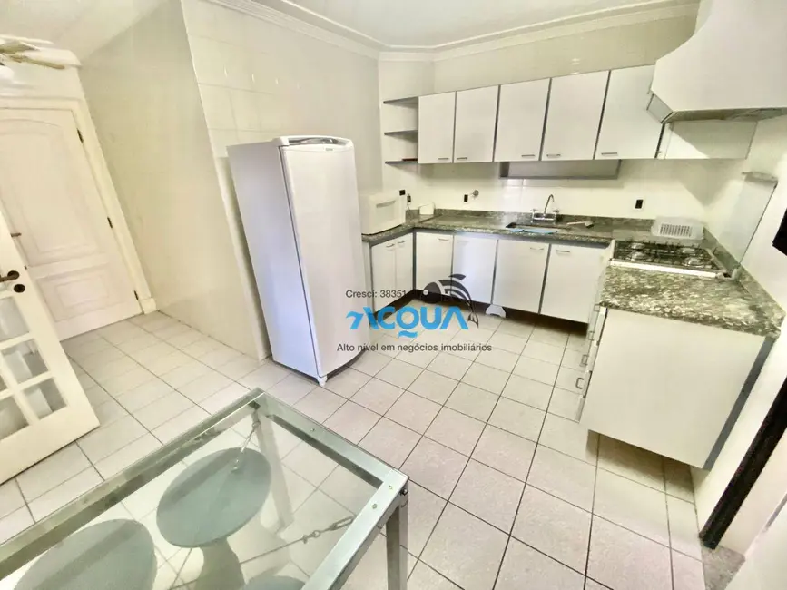 Foto 5 de Apartamento com 3 quartos à venda, 140m2 em Guaruja - SP