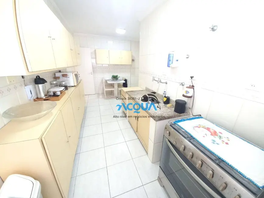 Apartamento com 3 quartos à venda, 110m2 em Pitangueiras, Guaruja - SP - imagem 4 Foto 4 de Apartamento com 3 quartos à venda, 110m2 em Pitangueiras, Guaruja - SP