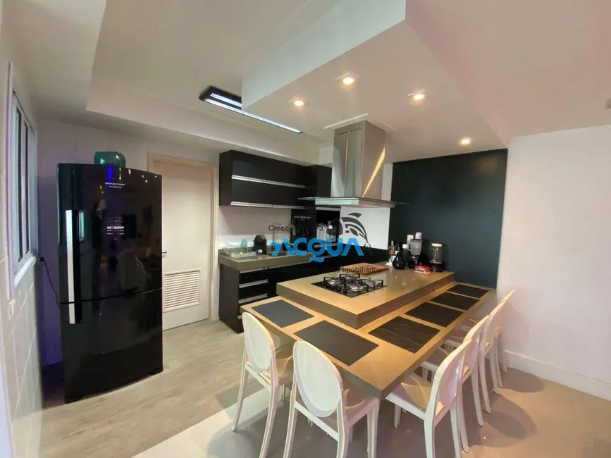 Foto 4 de Apartamento com 3 quartos à venda, 110m2 em Barra Funda, Guaruja - SP