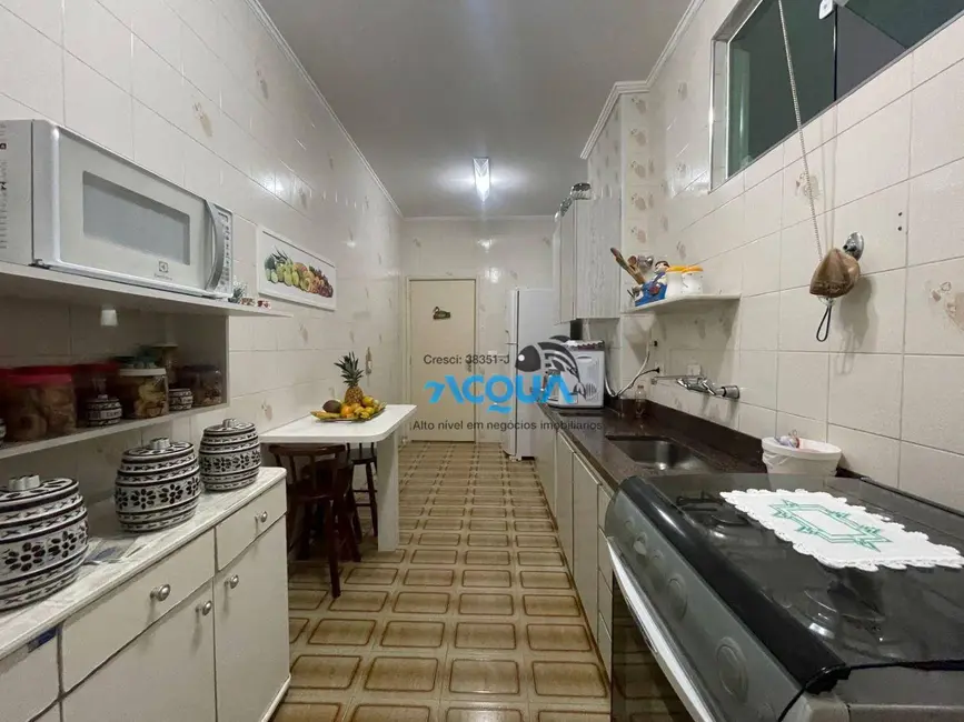 Apartamento com 2 quartos à venda, 80m2 em Barra Funda, Guaruja - SP - imagem 4 Foto 4 de Apartamento com 2 quartos à venda, 80m2 em Barra Funda, Guaruja - SP