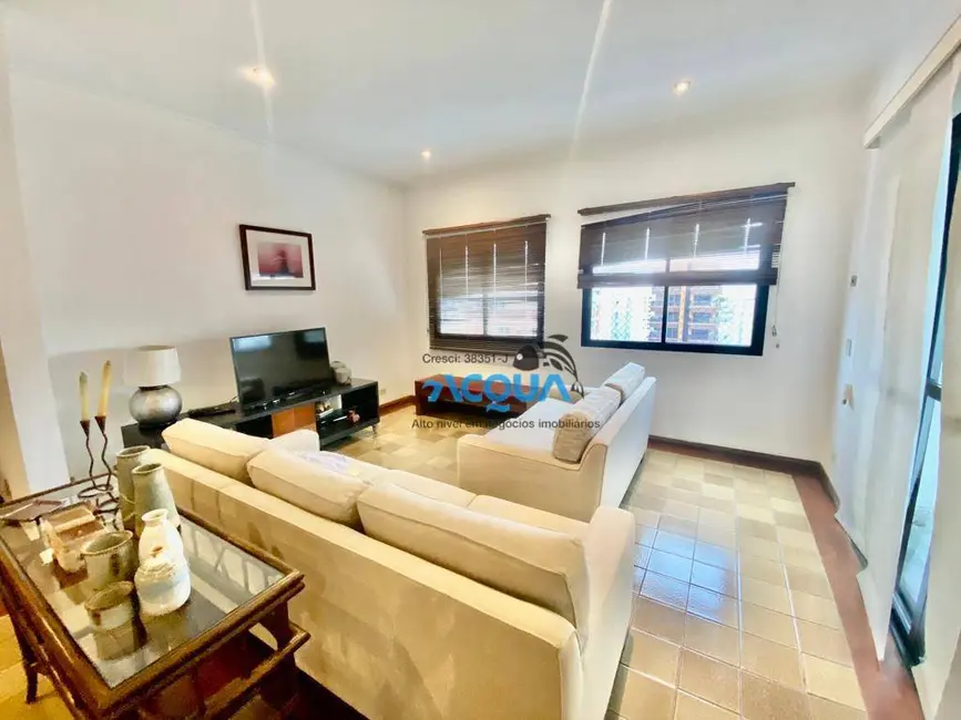 Apartamento com 4 quartos à venda, 270m2 em Barra Funda, Guaruja - SP - imagem 2 Foto 2 de Apartamento com 4 quartos à venda, 270m2 em Barra Funda, Guaruja - SP