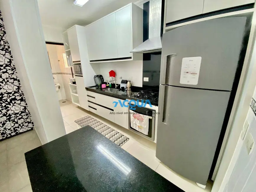 Foto 5 de Apartamento com 2 quartos à venda, 75m2 em Guaruja - SP