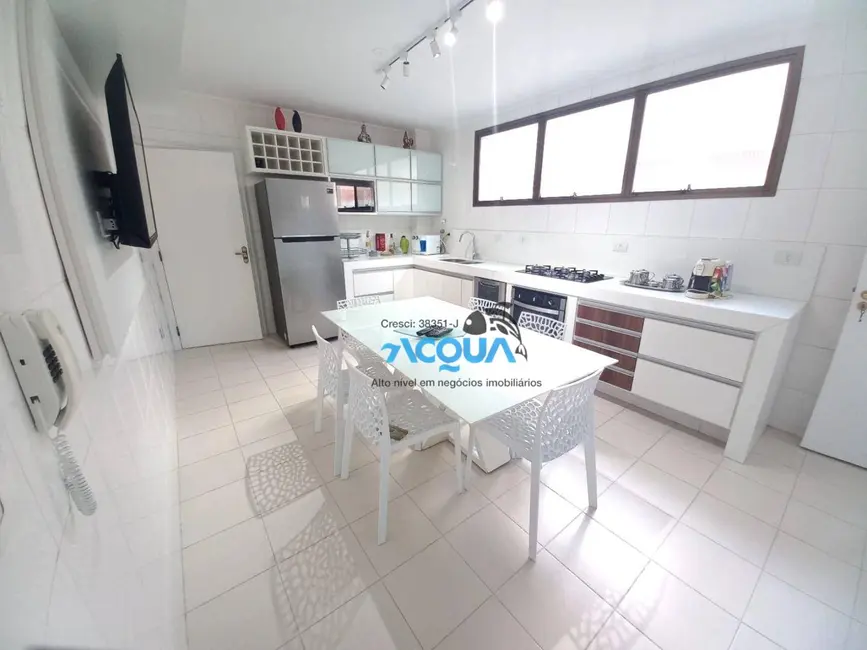Foto 5 de Apartamento com 4 quartos à venda, 214m2 em Guaruja - SP