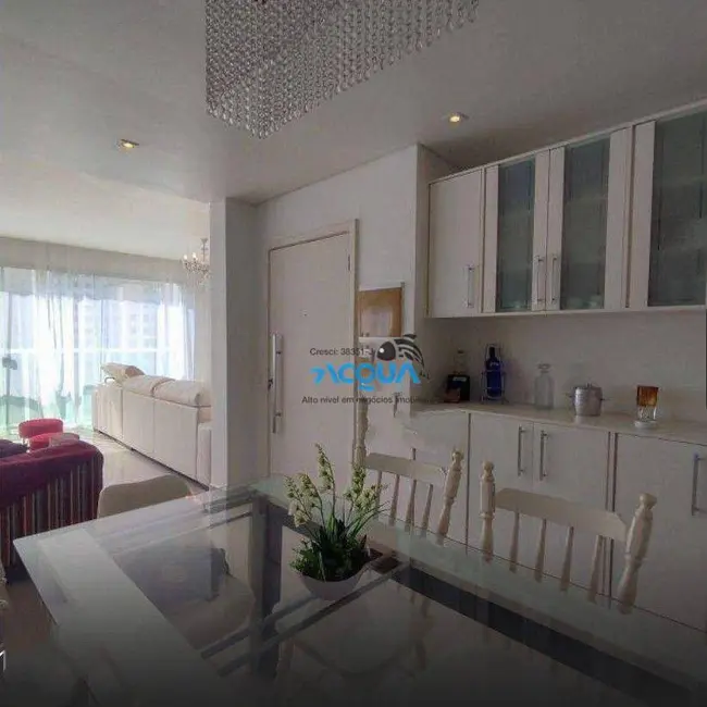 Foto 3 de Apartamento com 3 quartos à venda, 130m2 em Guaruja - SP