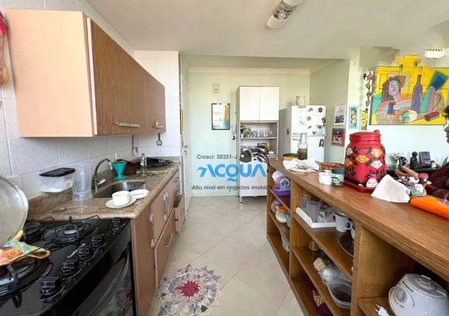 Foto 3 de Apartamento com 2 quartos à venda, 85m2 em Guaruja - SP