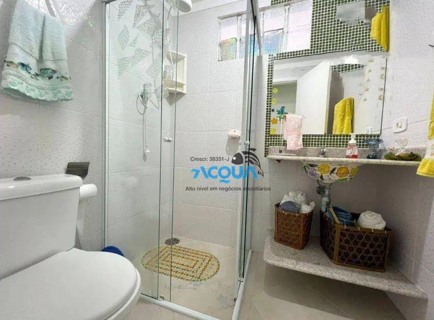 Foto 7 de Apartamento com 2 quartos à venda, 85m2 em Guaruja - SP