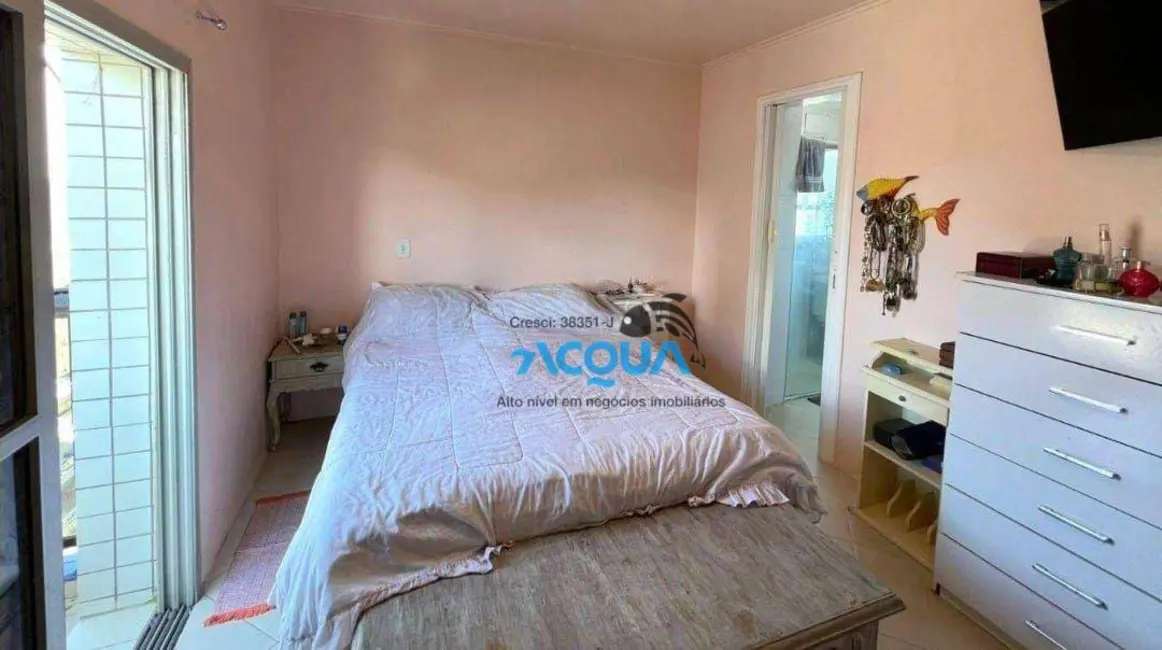 Foto 4 de Apartamento com 2 quartos à venda, 85m2 em Guaruja - SP